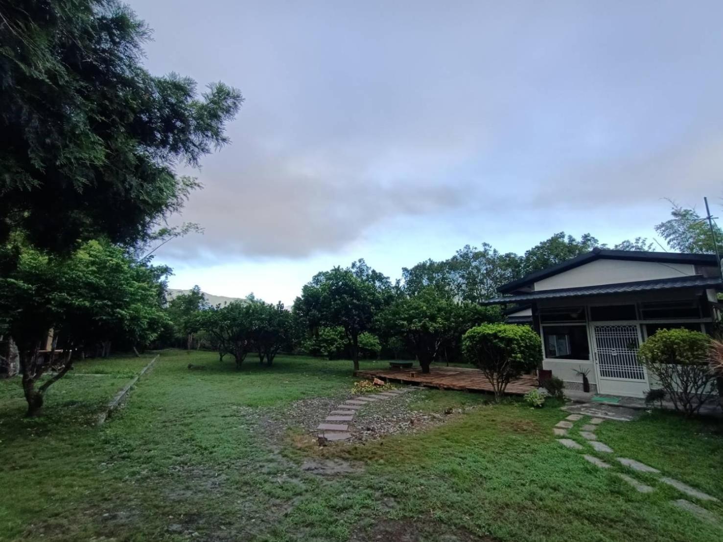 מלון צ'ישאנג 十畝田山莊會館 מראה חיצוני תמונה